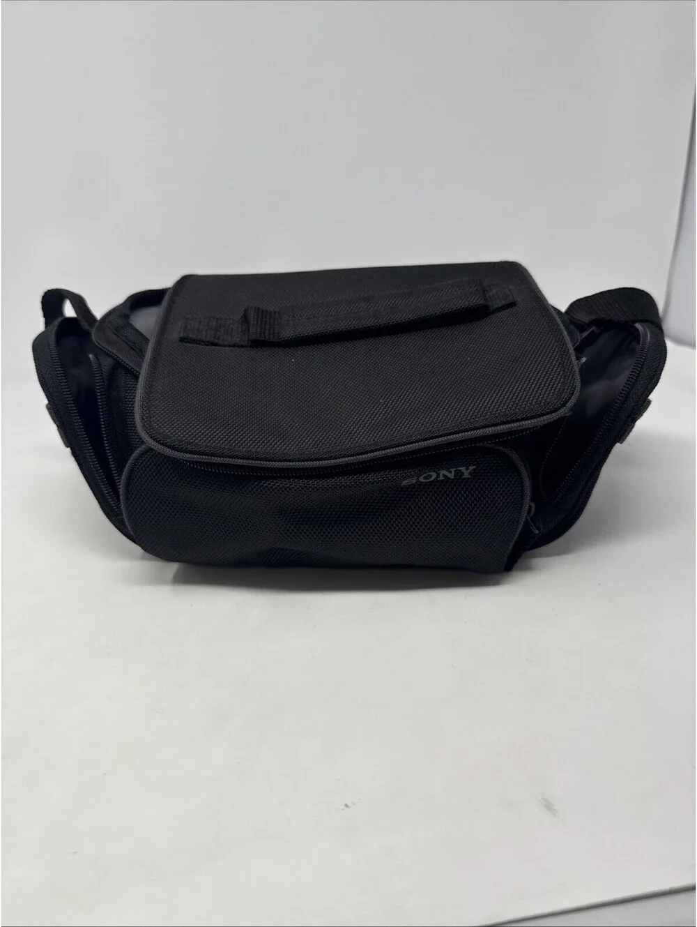 Sony Original LCS-U20 Camera Bag - Inside Dimensions 7x4.5x4.5 Inches + SD Case